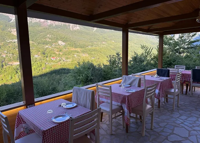 Guest house Mountain Vista Shkafi *