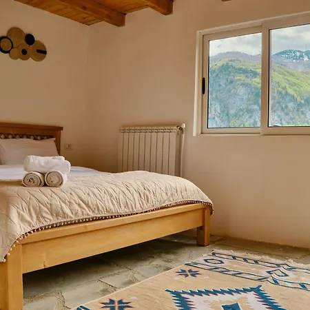 Mountain Vista Shkafi